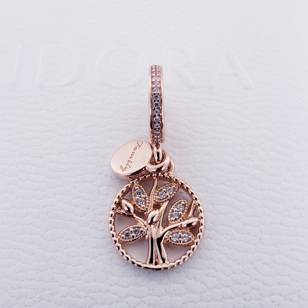 👨‍👩‍👧‍👦 Authentic Pandora ROSE FAMILY DANGLE CHARM